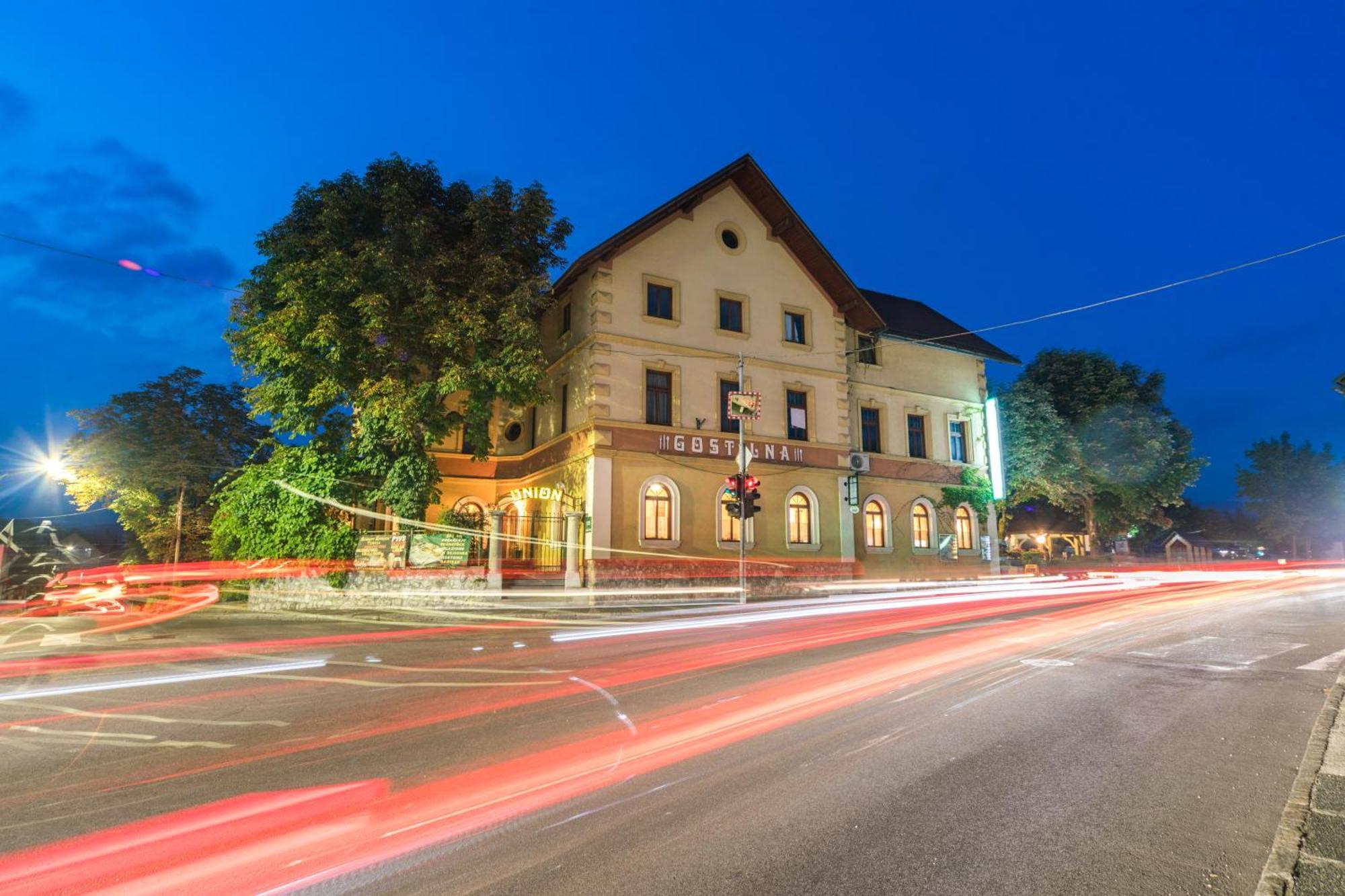 Pension Union Bled Bagian luar foto