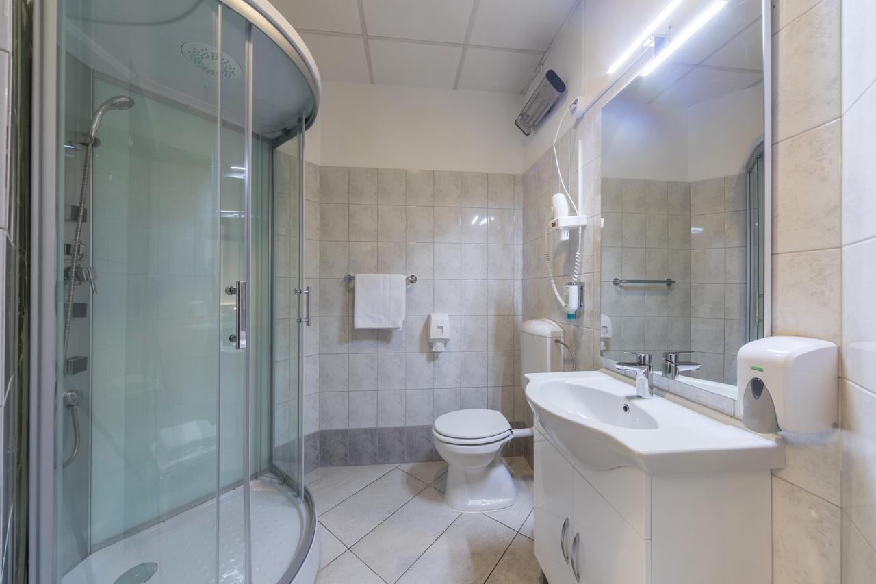 Pension Union Bled Bagian luar foto